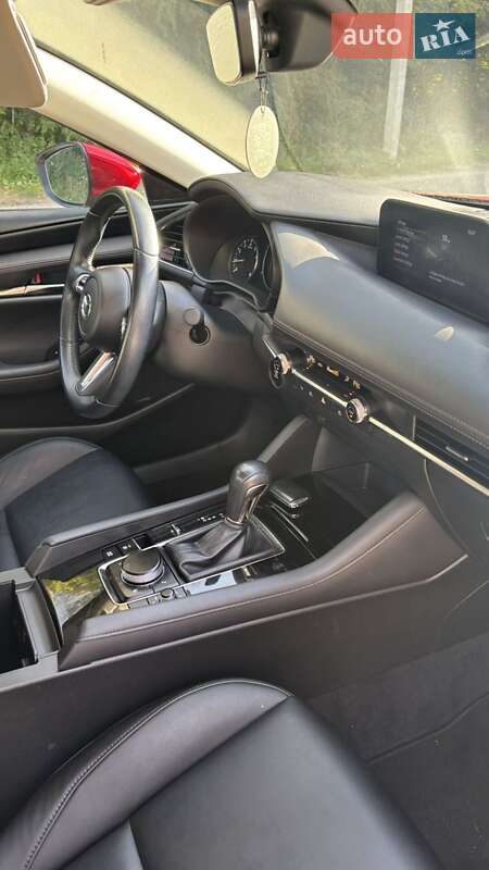 Седан Mazda 3 2019 в Львові