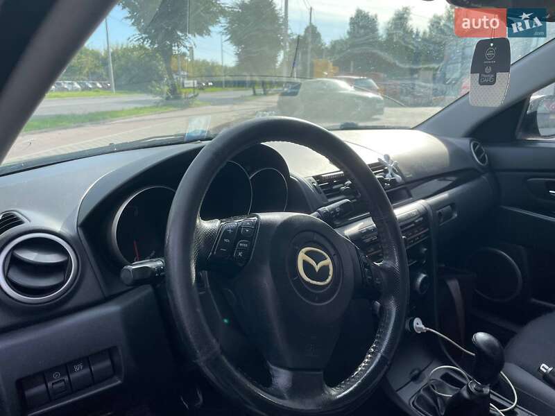 Хэтчбек Mazda 3 2008 в Луцке