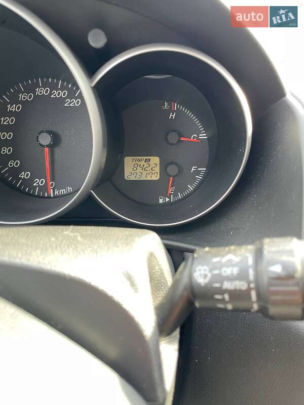 Хэтчбек Mazda 3 2008 в Луцке