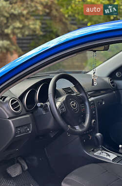 Хэтчбек Mazda 3 2006 в 