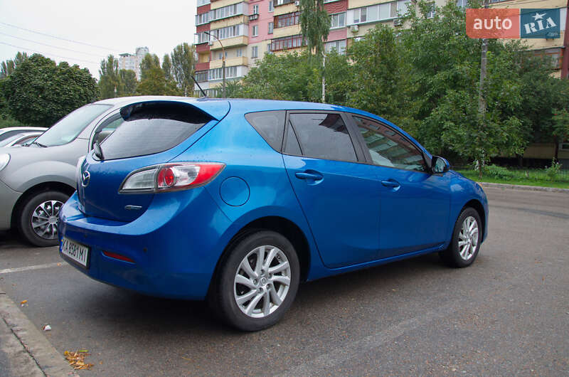 Mazda 3 2011
