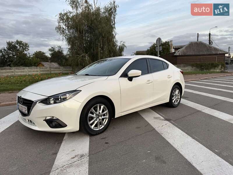 Седан Mazda 3 2016 в Києві