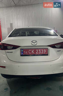 Седан Mazda 3 2014 в 