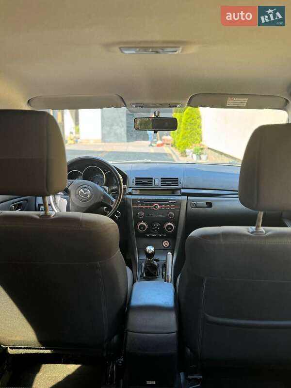 Хэтчбек Mazda 3 2005 в Полтаве