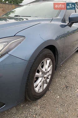 Седан Mazda 3 2014 в 