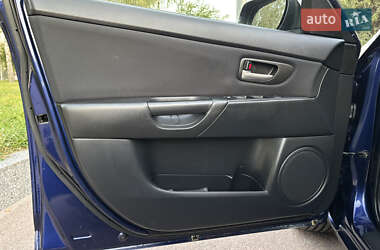 Хэтчбек Mazda 3 2005 в 