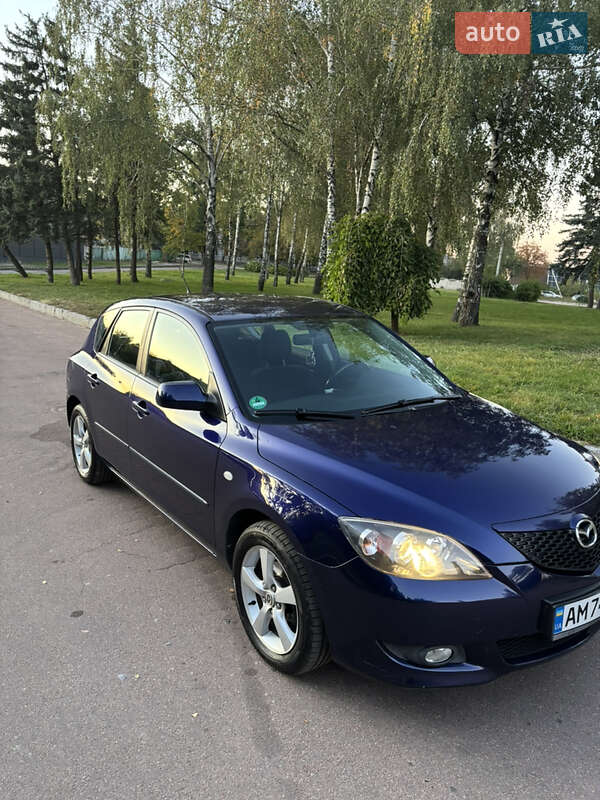 Хетчбек Mazda 3 2005 в Житомирі