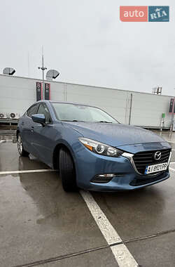 Седан Mazda 3 2017 в 
