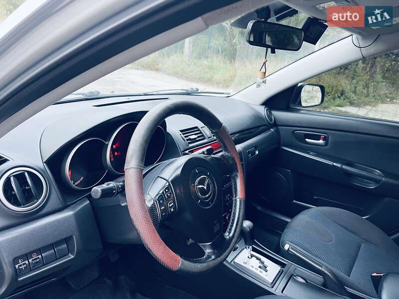 Хэтчбек Mazda 3 2005 в Киеве