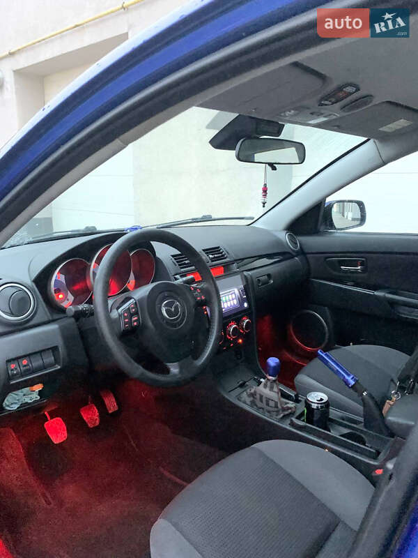 Хэтчбек Mazda 3 2008 в Ивано-Франковске