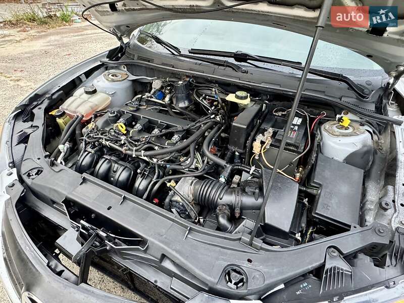 Седан Mazda 3 2006 в Киеве