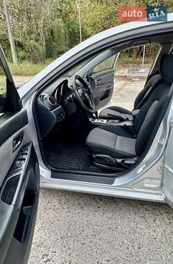 Седан Mazda 3 2006 в 