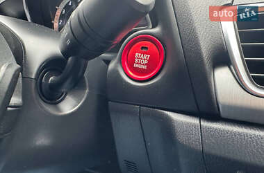 Седан Mazda 3 2015 в 