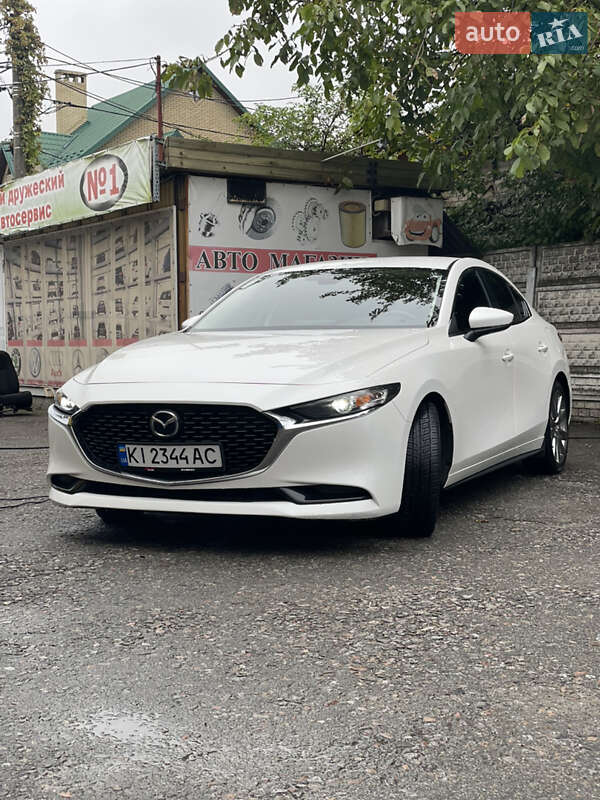 Mazda 3 2019