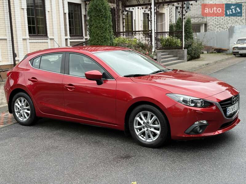 Хэтчбек Mazda 3 2015 в Виннице