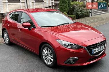 Хэтчбек Mazda 3 2015 в 