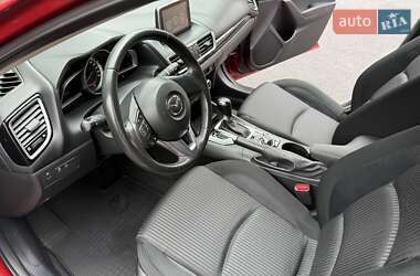 Хэтчбек Mazda 3 2015 в 