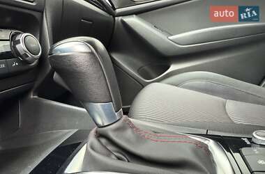 Хэтчбек Mazda 3 2015 в 