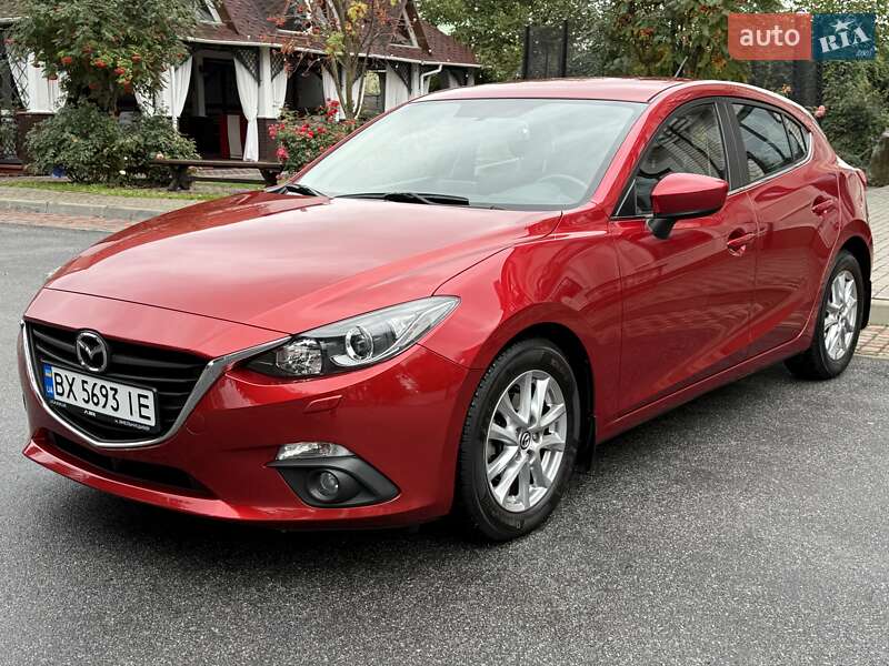 Хэтчбек Mazda 3 2015 в Виннице