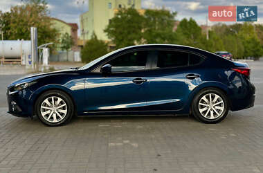 Седан Mazda 3 2014 в 