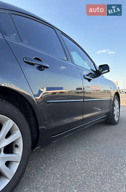 Седан Mazda 3 2007 в 