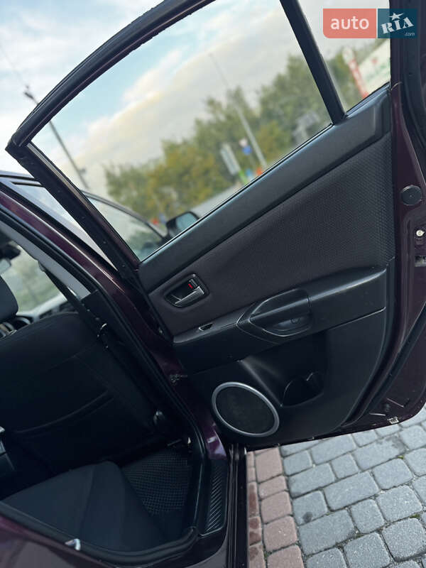 Седан Mazda 3 2007 в Тернополе