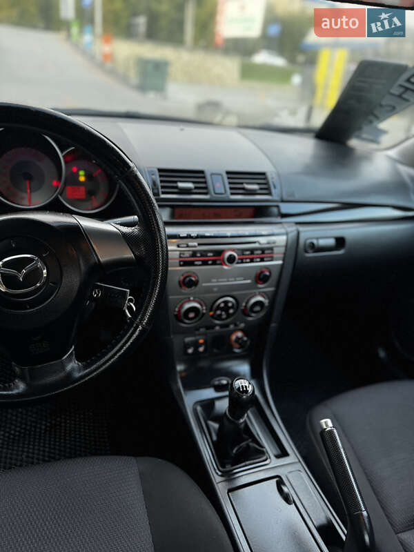 Седан Mazda 3 2007 в Тернополе