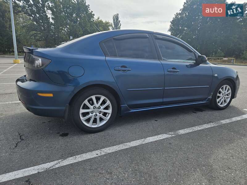 Седан Mazda 3 2007 в Кропивницком