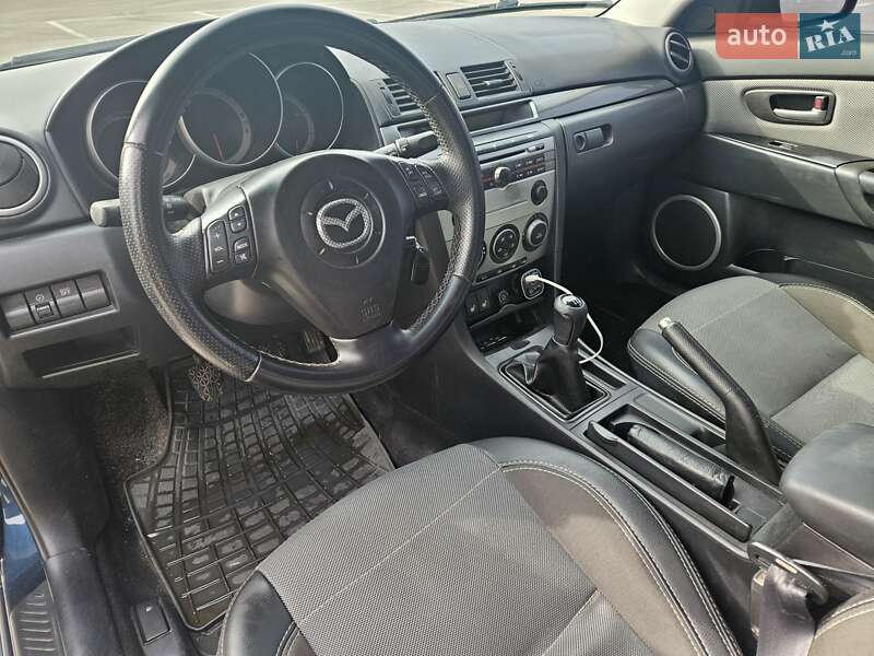 Седан Mazda 3 2007 в Кропивницком