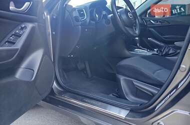 Седан Mazda 3 2016 в 