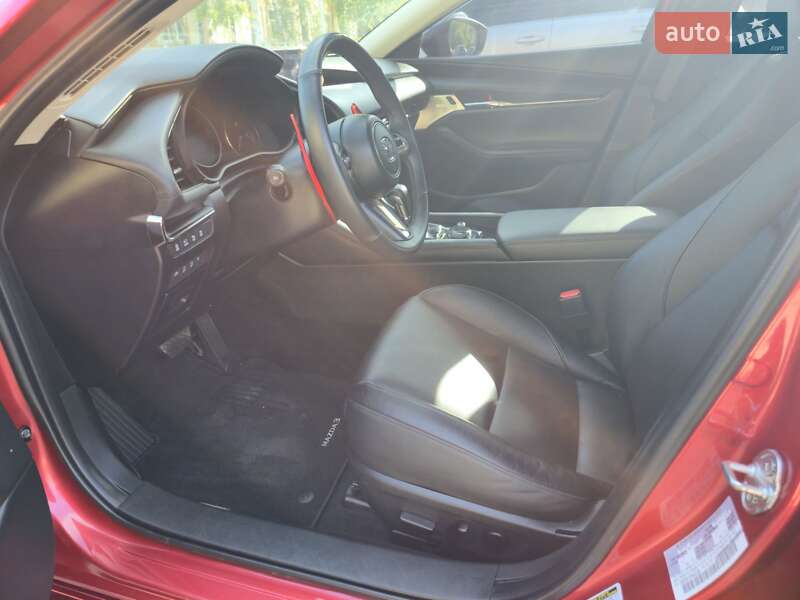 Седан Mazda 3 2021 в Днепре
