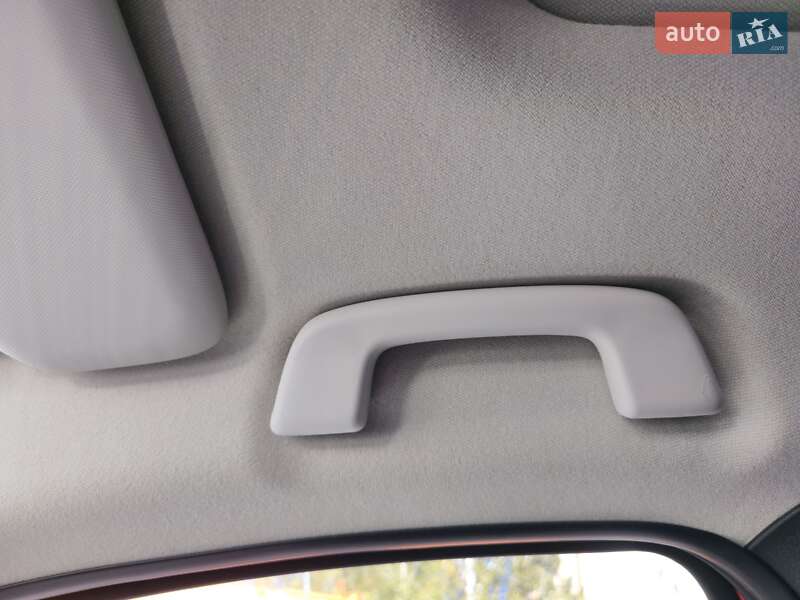 Седан Mazda 3 2021 в Днепре