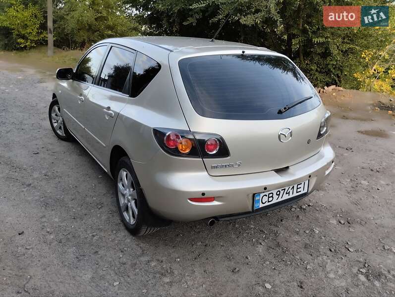 Хэтчбек Mazda 3 2005 в Лубнах