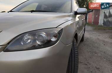 Хэтчбек Mazda 3 2005 в 