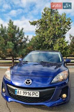 Седан Mazda 3 2013 в 
