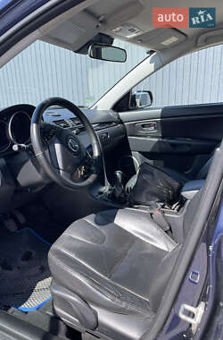 Хэтчбек Mazda 3 2008 в Доманевке