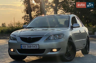 Седан Mazda 3 2004 в Гайсине
