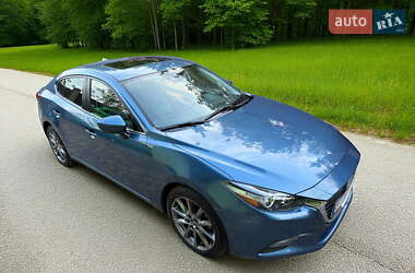 Седан Mazda 3 2018 в 