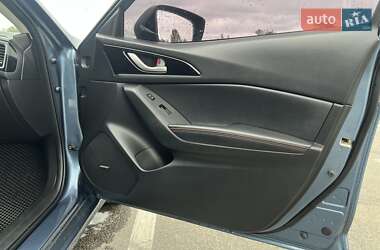 Седан Mazda 3 2013 в 