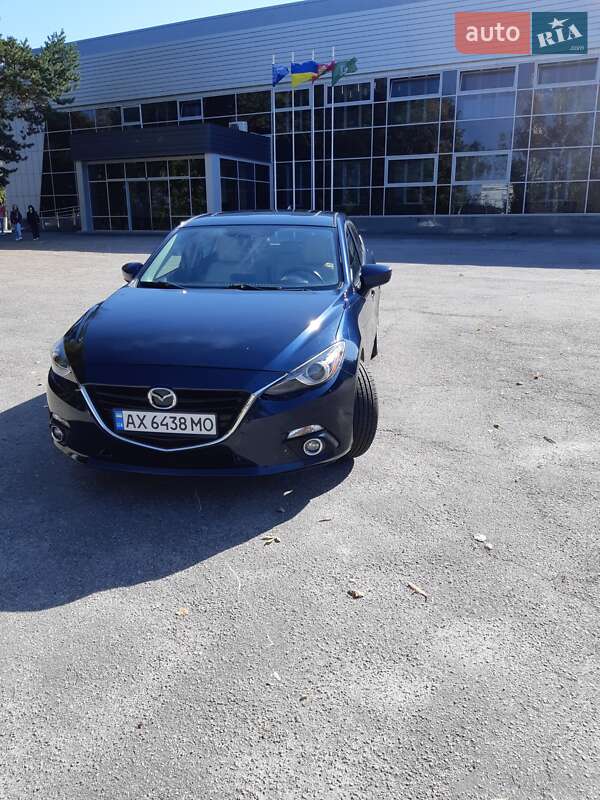 Хэтчбек Mazda 3 2015 в Харькове