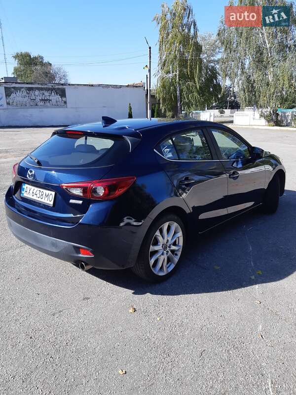 Хэтчбек Mazda 3 2015 в Харькове