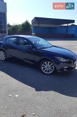 Хэтчбек Mazda 3 2015 в 