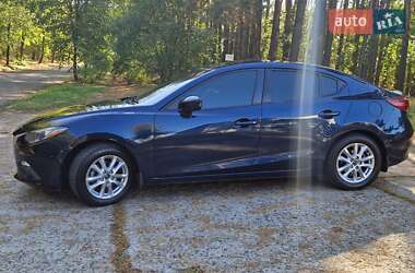 Седан Mazda 3 2015 в 