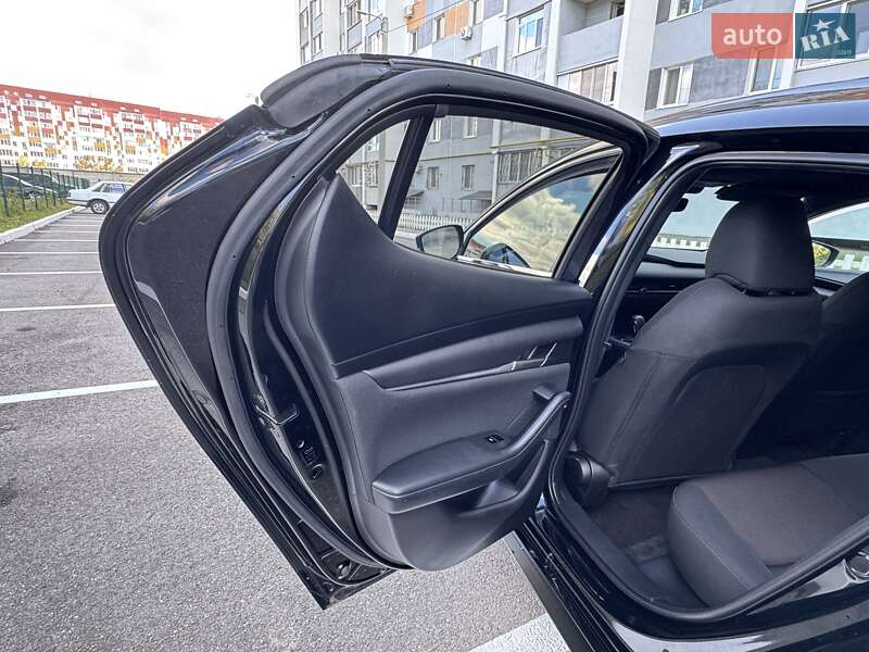 Хэтчбек Mazda 3 2022 в Харькове