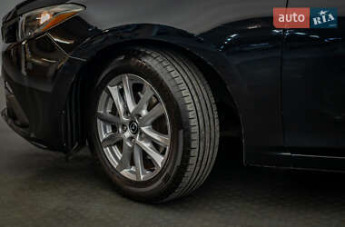 Хэтчбек Mazda 3 2014 в 