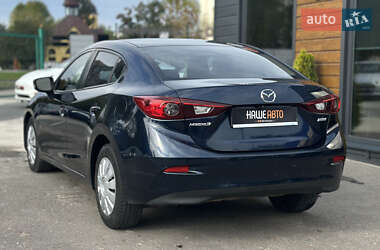 Седан Mazda 3 2014 в 