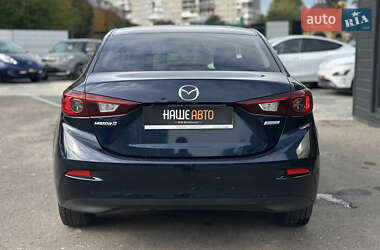 Седан Mazda 3 2014 в 