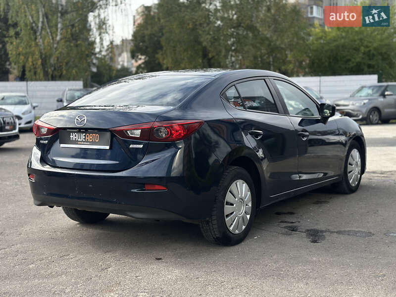 Седан Mazda 3 2014 в Шептицькому