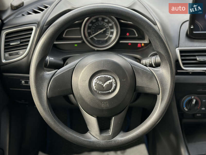 Седан Mazda 3 2014 в Шептицькому