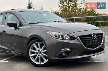 Седан Mazda 3 2015 в 